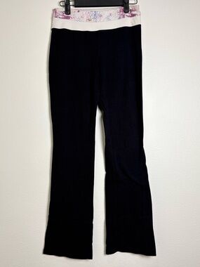 SO Black Yoga Pants with Pastel Pink Floral Waist Band Size Medium